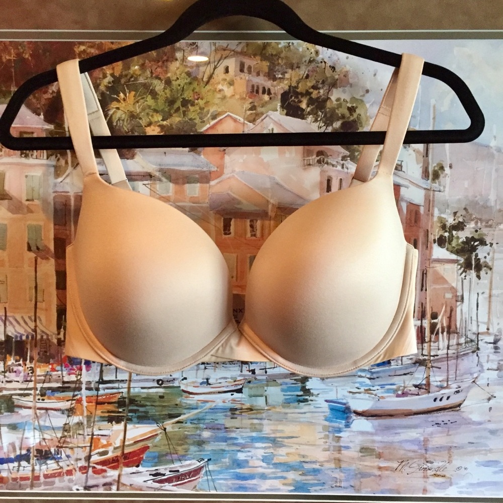 🌷Spanx Pillow Cup Signature Push-Up Plunge 36DD